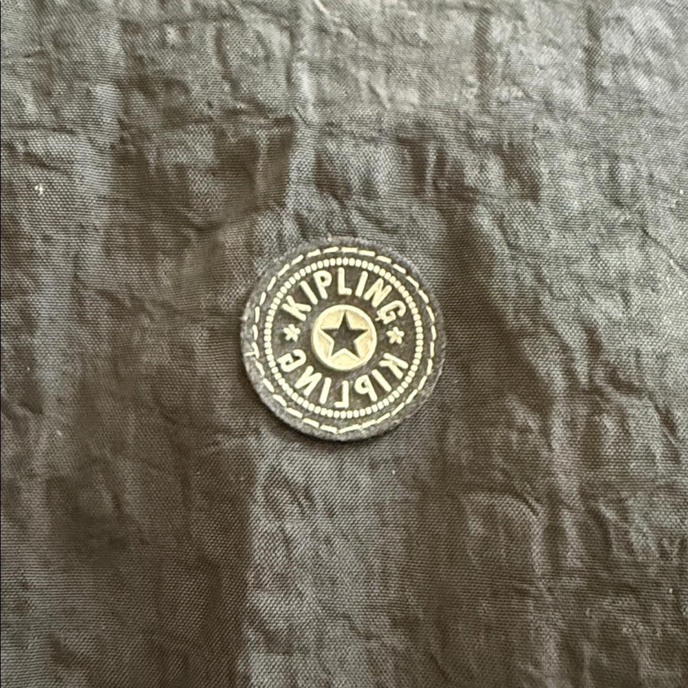 Kipling Black Weekender Shoulder Strap. Preloved - image 2